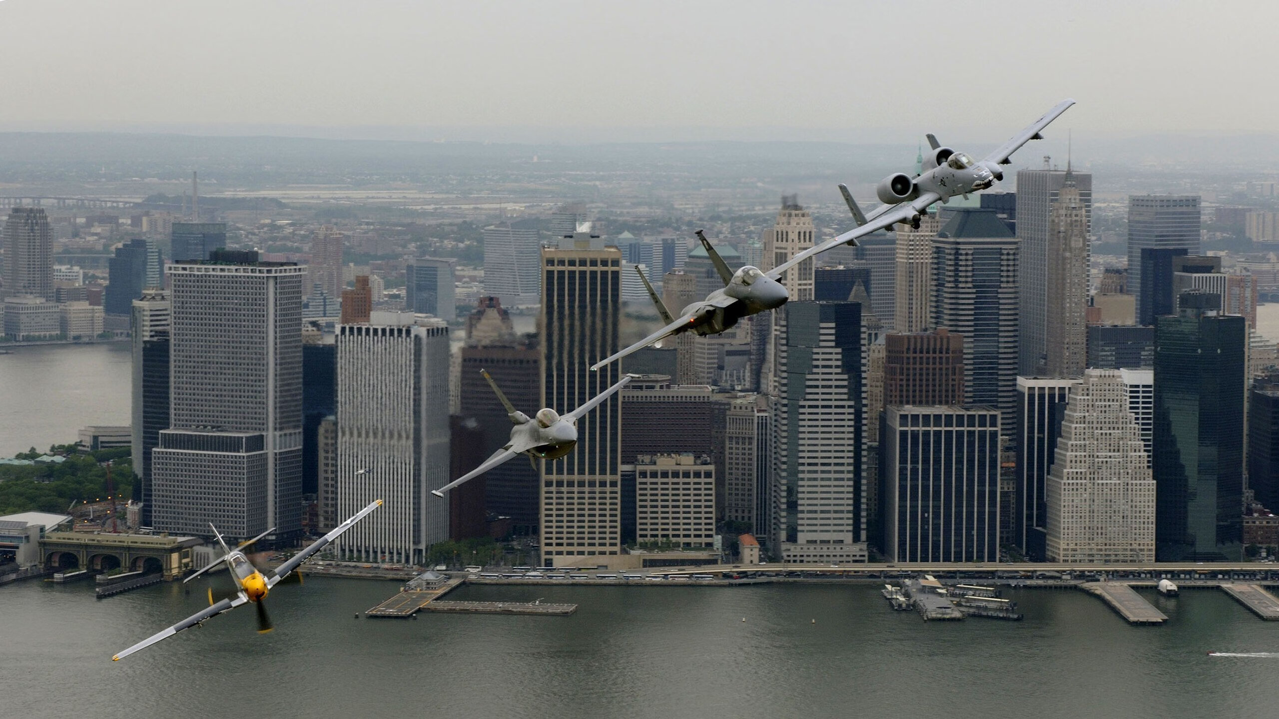 爱游戏下载-“英超顶级战役：关键胜利再添冠军希望”，英超战术史