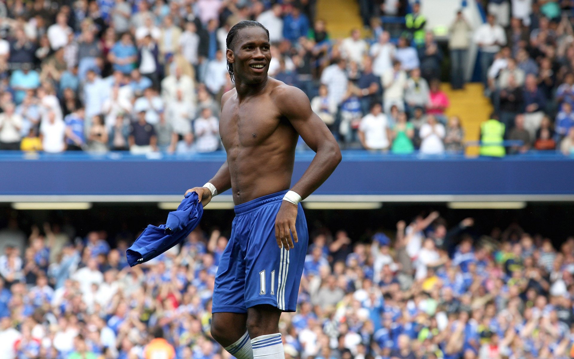 塞内加尔马术协会举办“马术与文化”展览,展示马术与塞内加尔传统文化的融合。