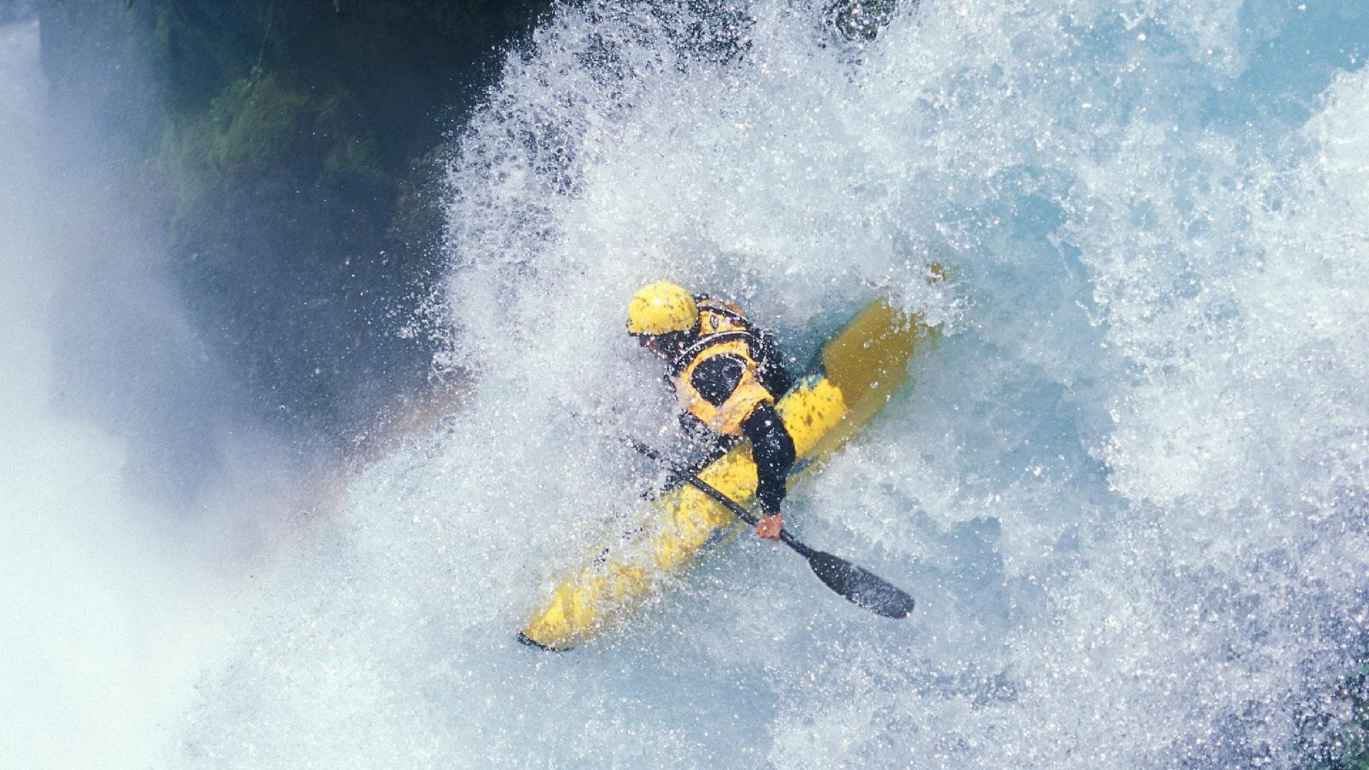 比利时骑手拉里萨·保利斯在2024年巴黎奥运会盛装舞步比赛中以“Luna”马匹获得第七名，展现出色表现。