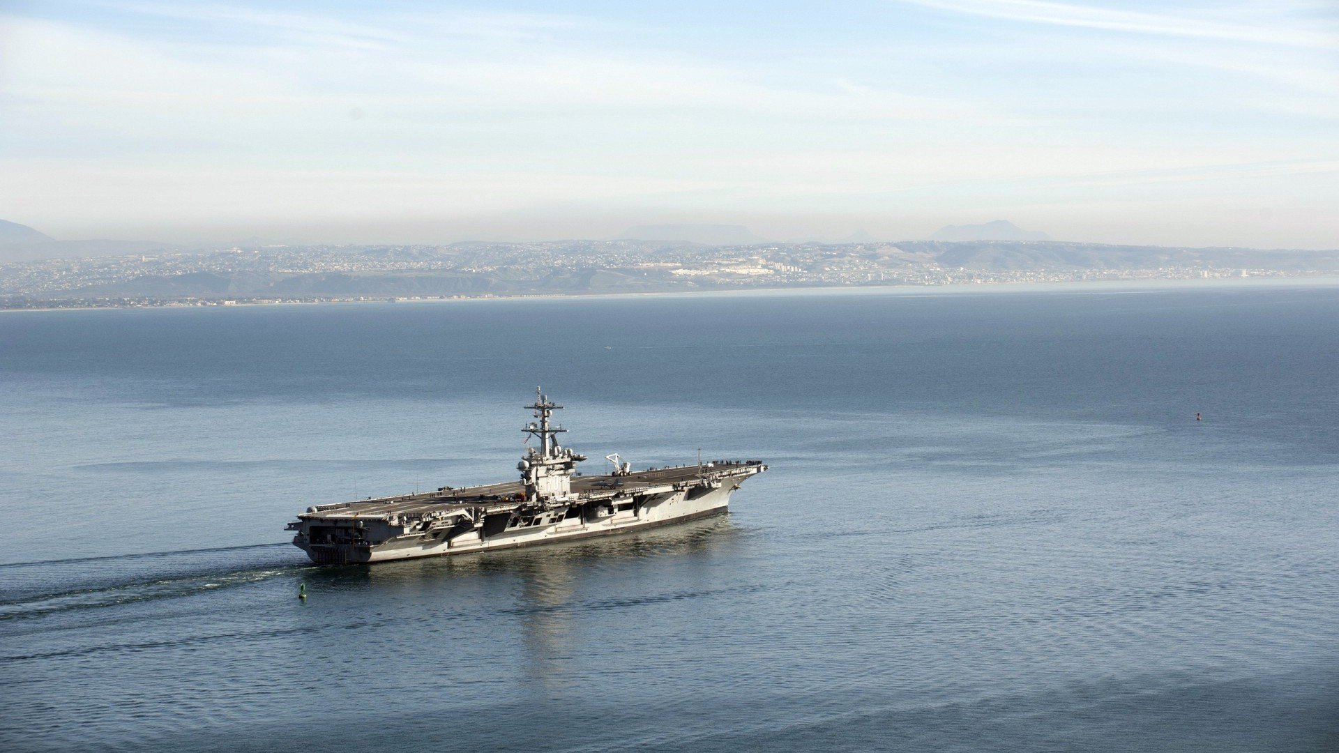 爱游戏下载-海外战队频频亮相，国际舞台激烈角逐荣誉与实力，海外联赛