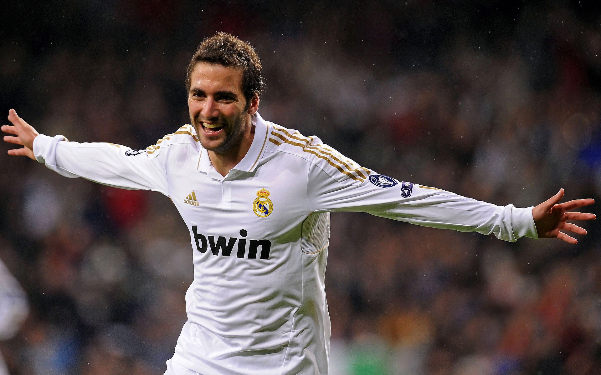 AYX SPORTS-青少年“希望之光”在新疆乌鲁木齐点亮，助力边远地区体育发展