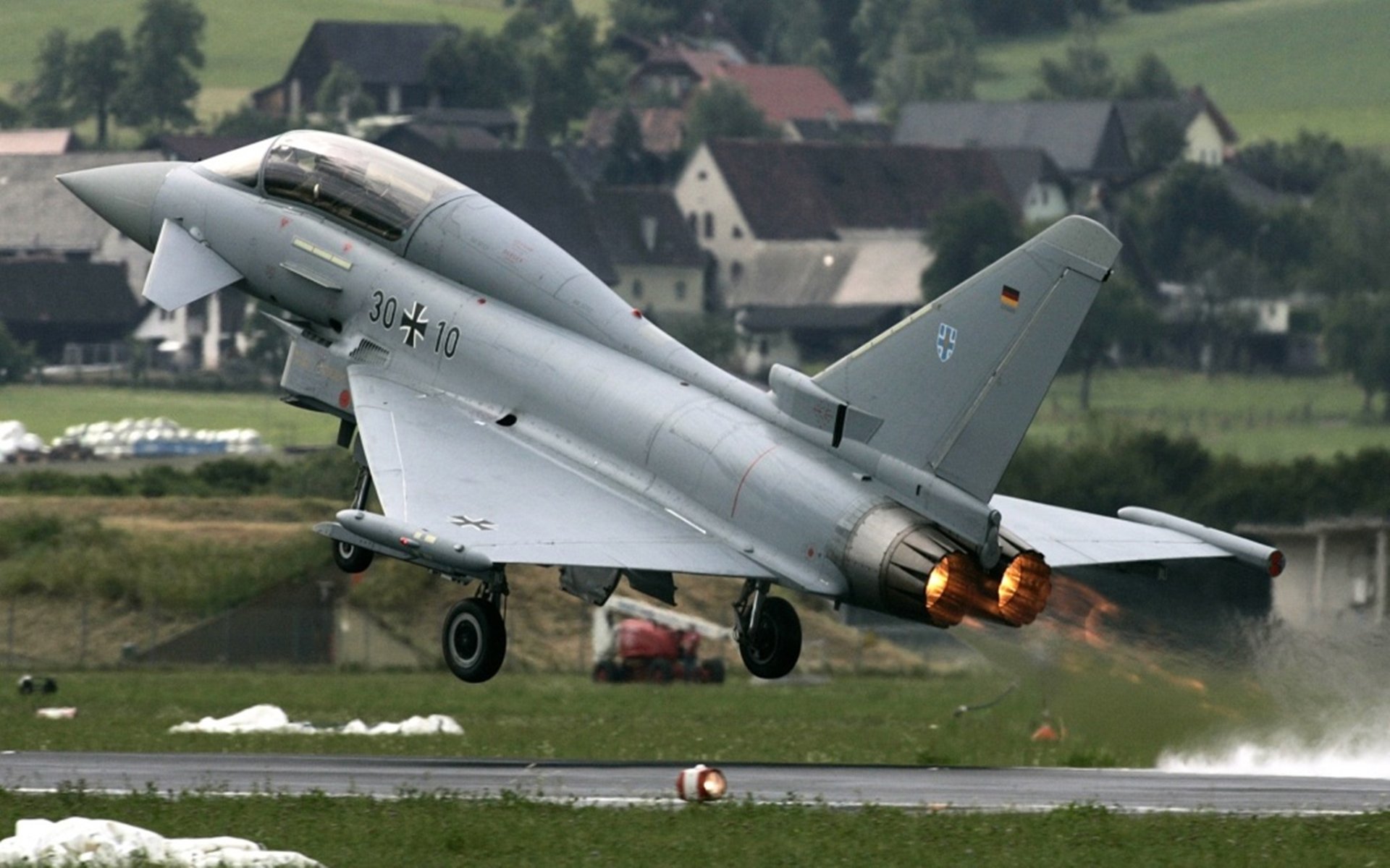 爱游戏体育-欧洲国家队奋勇拼搏，铸就荣耀战绩登上巅峰，欧洲国家队排名前十