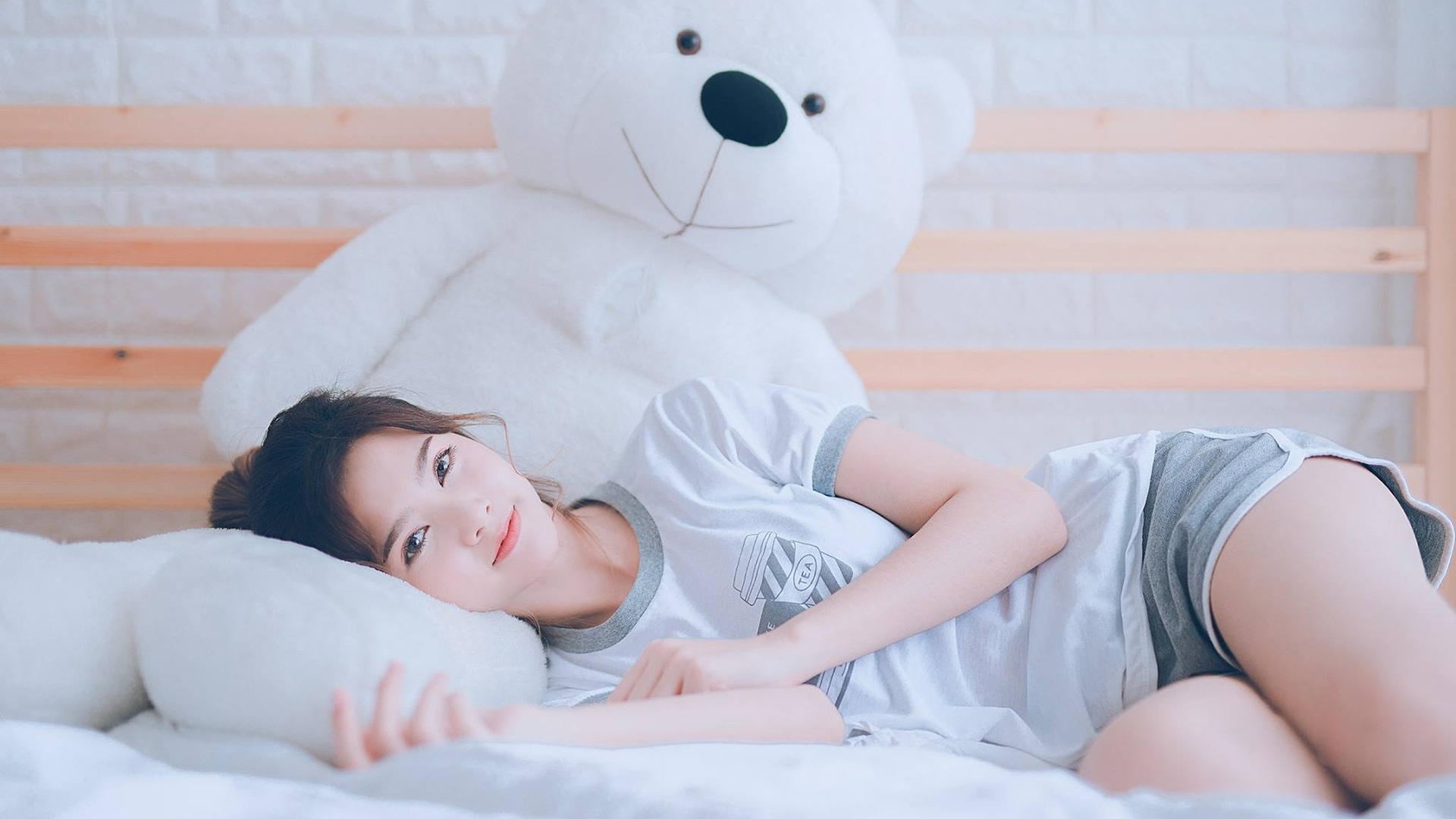 爱游戏官方-魔术持续提升篮板控制力防守更稳固，魔术师篮球视频